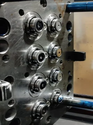 Injection Moulding Machine